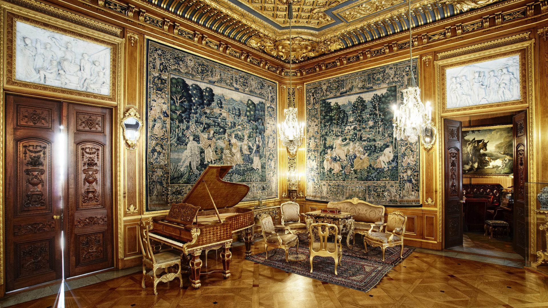 Image of the Grand room in the museum. 