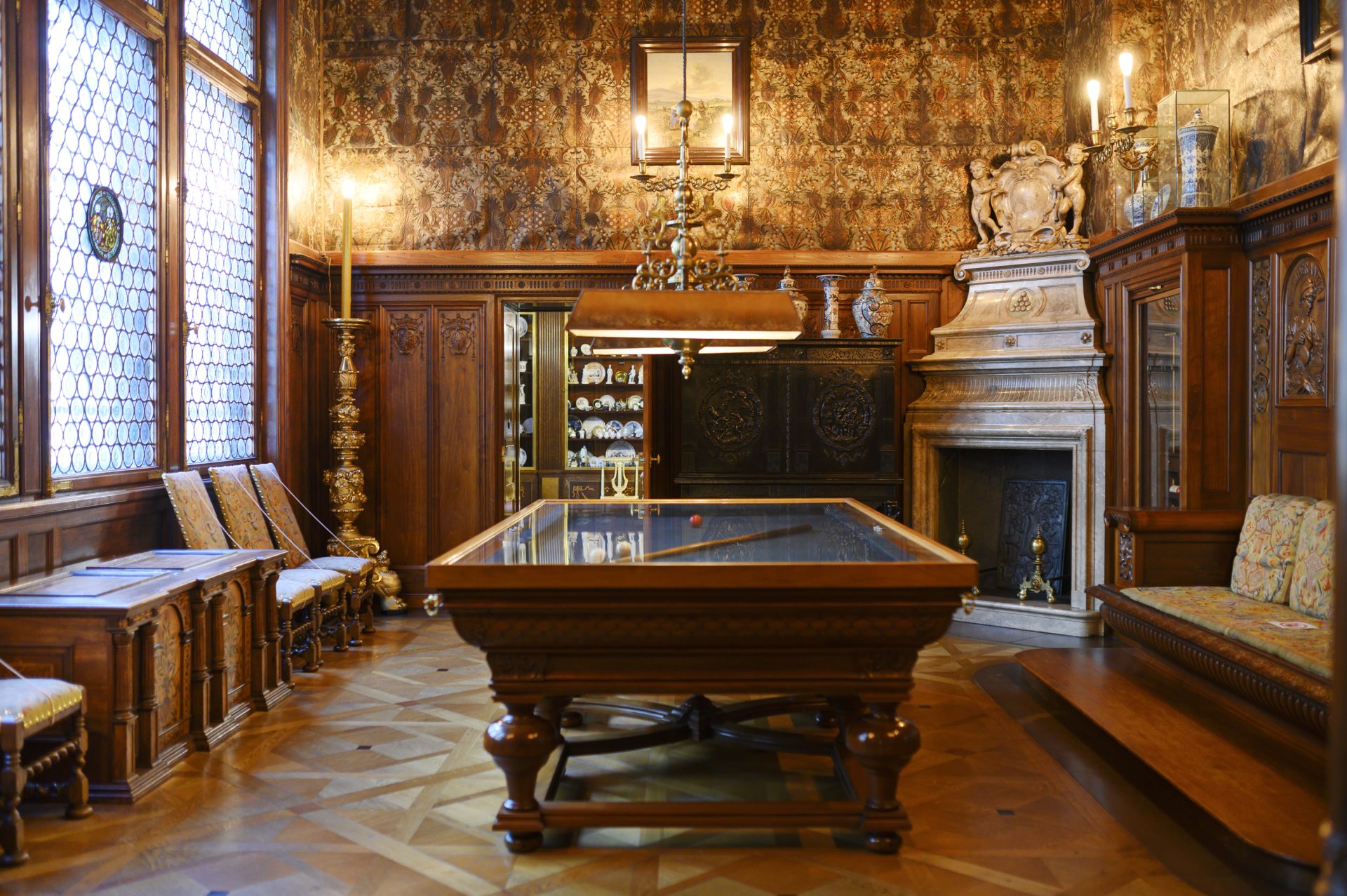 Image of the billiard room