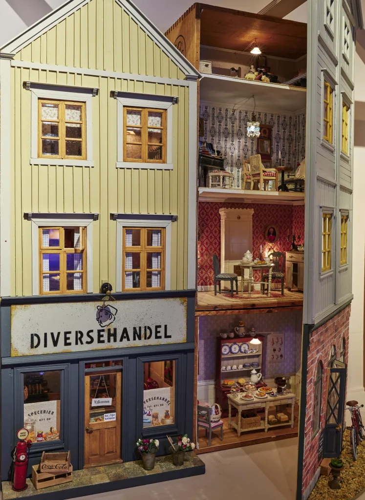 A detailed dollhouse.